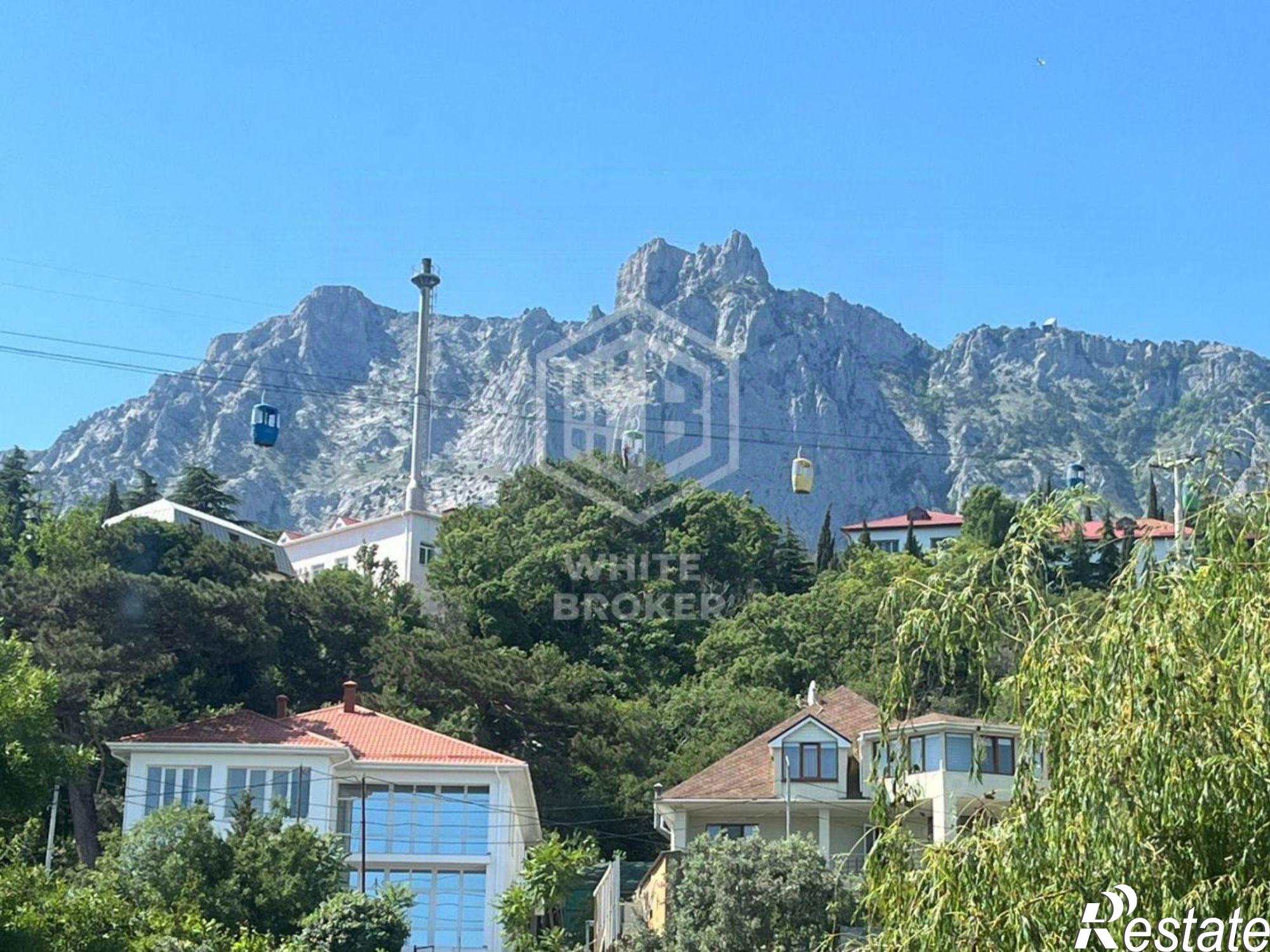 Купить квартиру за 16 500 000 рублей на Кореиз п.г.т., Таврический пер., д.6