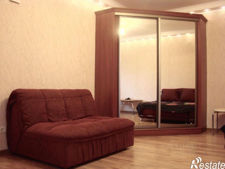 2-комн квартира улица Батурина, 1,  д. 1