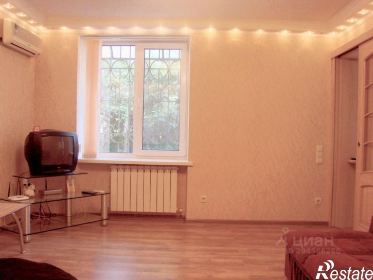 2-комн квартира улица Батурина, 1,  д. 1