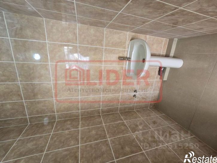 Торговое помещение проспект Октябрьской Революции, 42,  д. 42