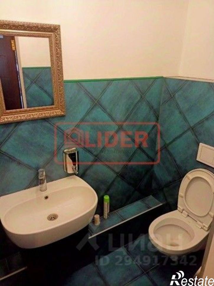 Торговое помещение проспект Октябрьской Революции, 42,  д. 42