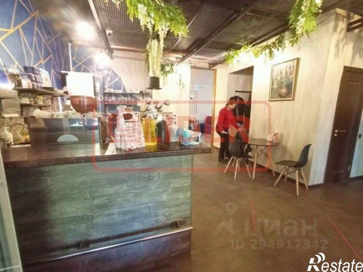 Торговое помещение проспект Октябрьской Революции, 42,  д. 42