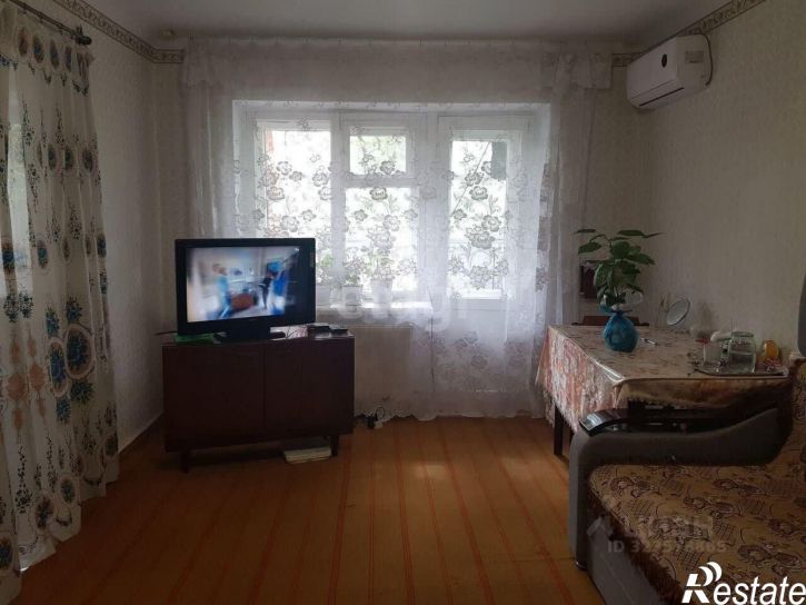 3-комн квартира улица Нестерова, 27,  д. 27