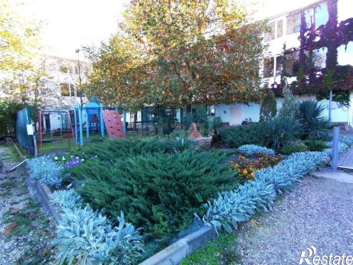 3-комн квартира улица Октябрьской Революции, 17,  д. 17