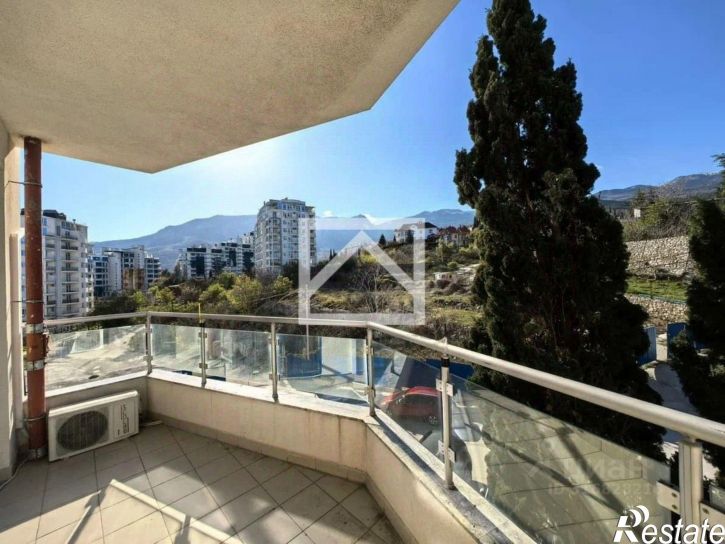 3-комн квартира Ялтинская улица, 12А,  д. 12А