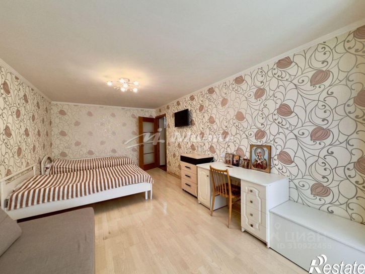 3-комн квартира Строительная улица, 21,  д. 21