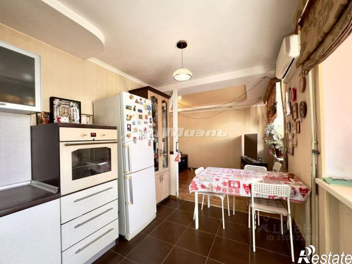 3-комн квартира Строительная улица, 21,  д. 21