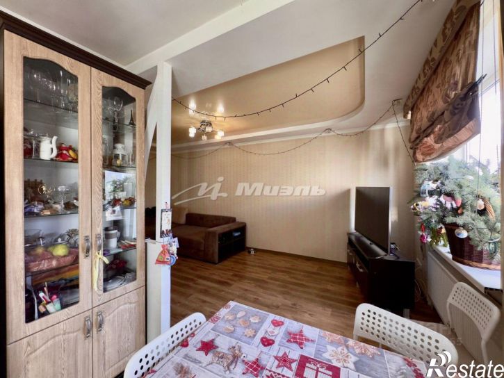 3-комн квартира Строительная улица, 21,  д. 21