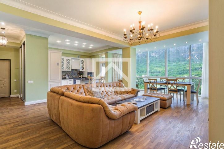 3-комн квартира Ялтинская, 16,  д. 16