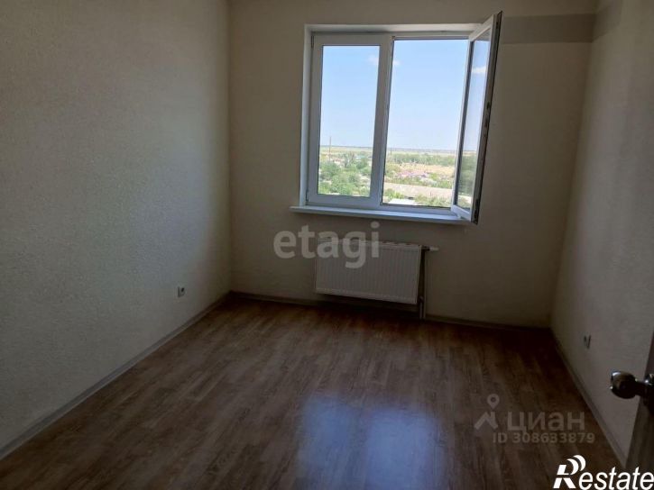 3-комн квартира Центральная улица, 1,  д. 1