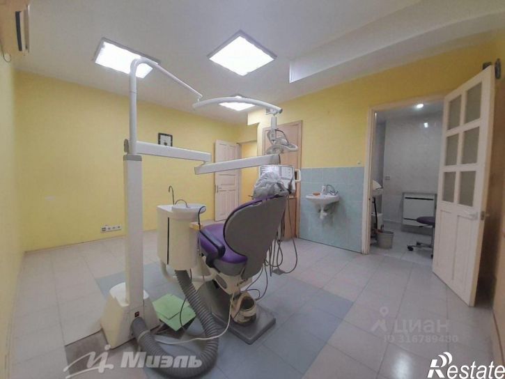 Офис улица Сафронова, 3,  д. 3