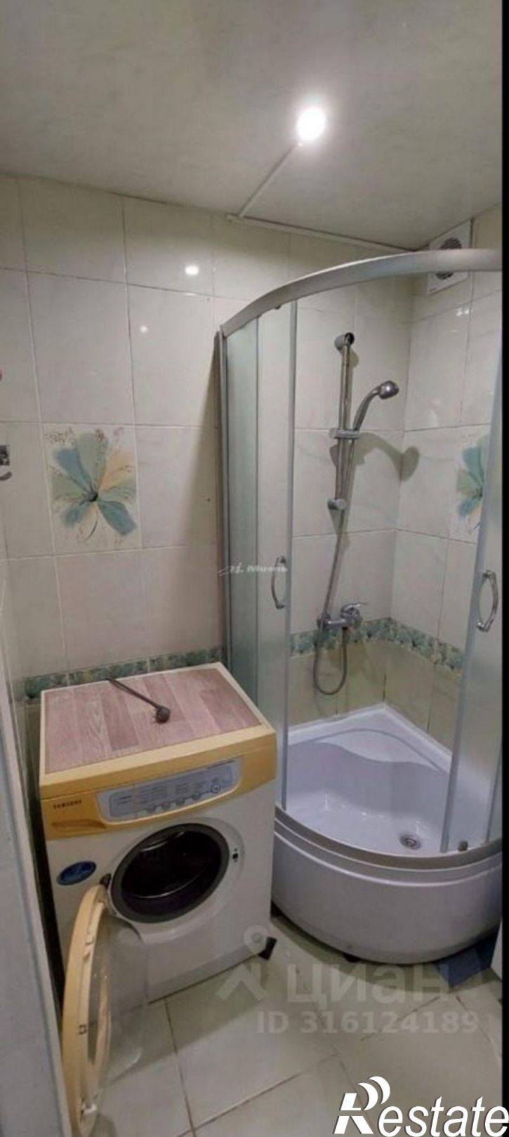 2-комн квартира Строительная улица, 12,  д. 12