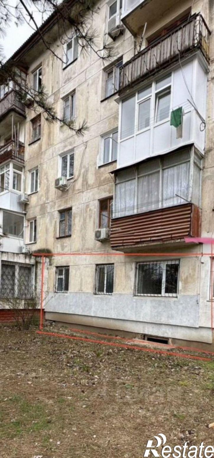 2-комн квартира Строительная улица, 12,  д. 12