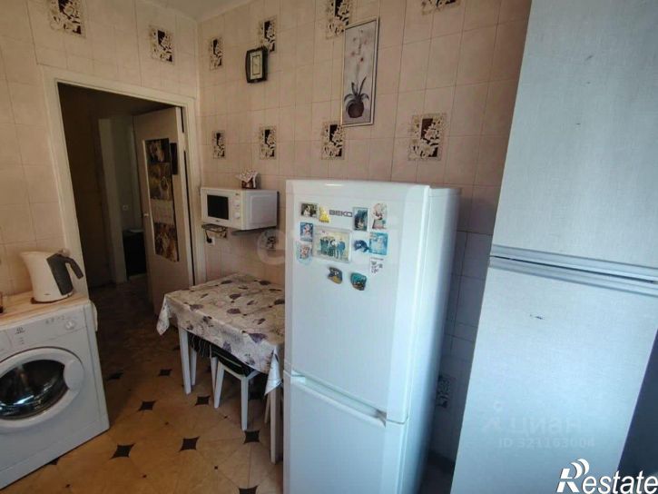 2-комн квартира 1-й микрорайон, 10,  д. 10