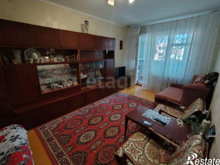 2-комн квартира 1-й микрорайон, 10,  д. 10