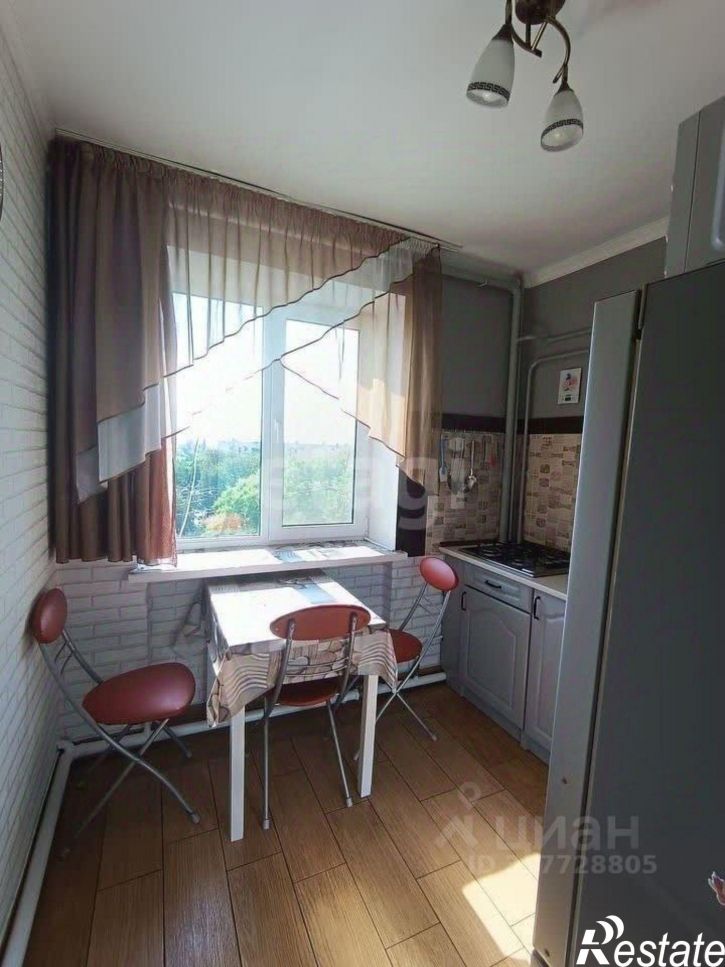 4-комн квартира ул Гагарина, 76,  д. 76