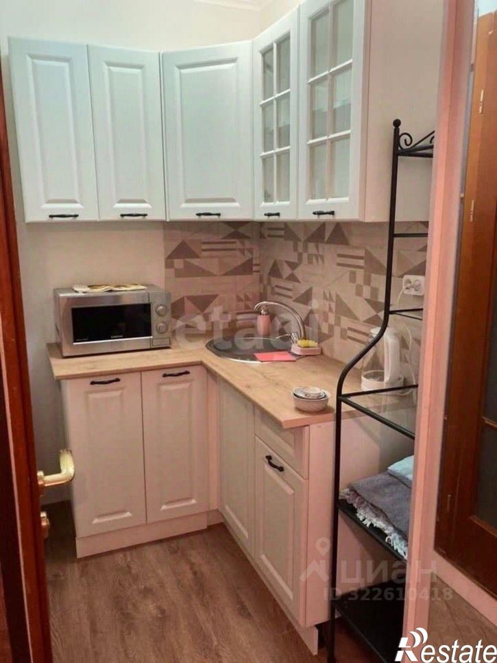 3-комн квартира Алупкинское шоссе, 32,  д. 32