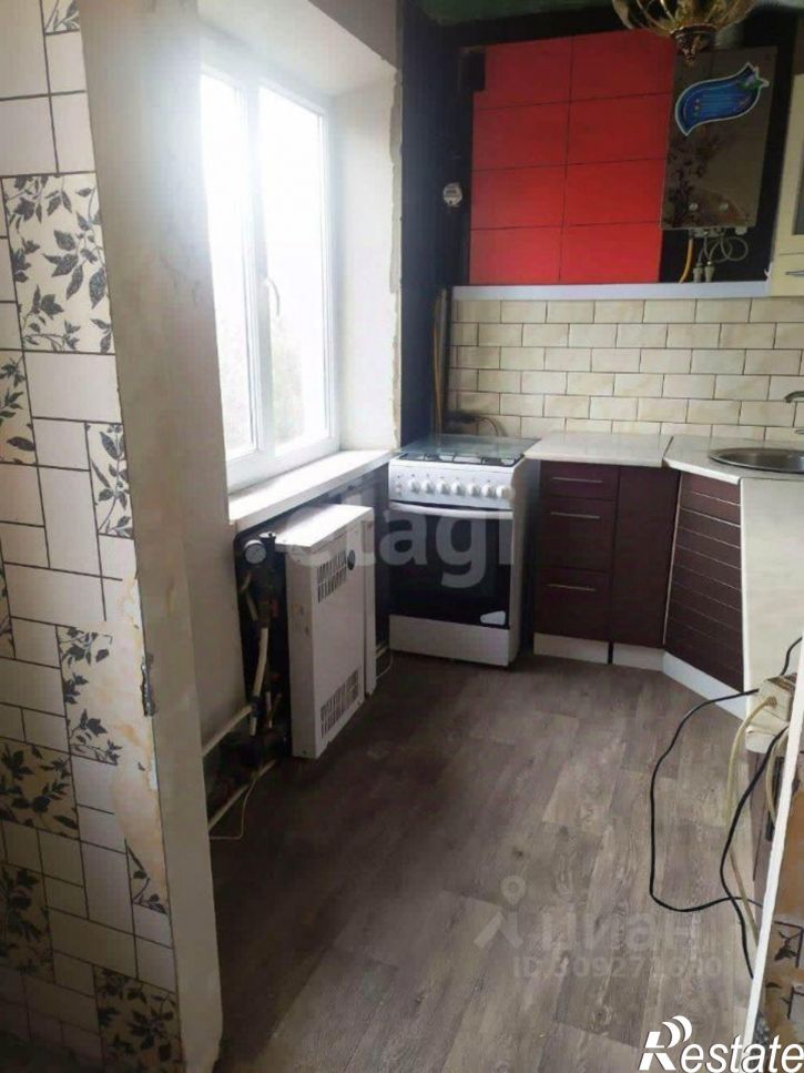 4-комн квартира улица Иванищева, 13,  д. 13