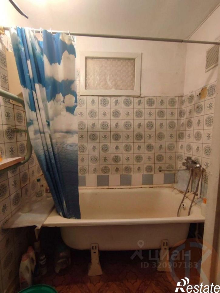 2-комн квартира ул Героев-Десантников, 15,  д. 15