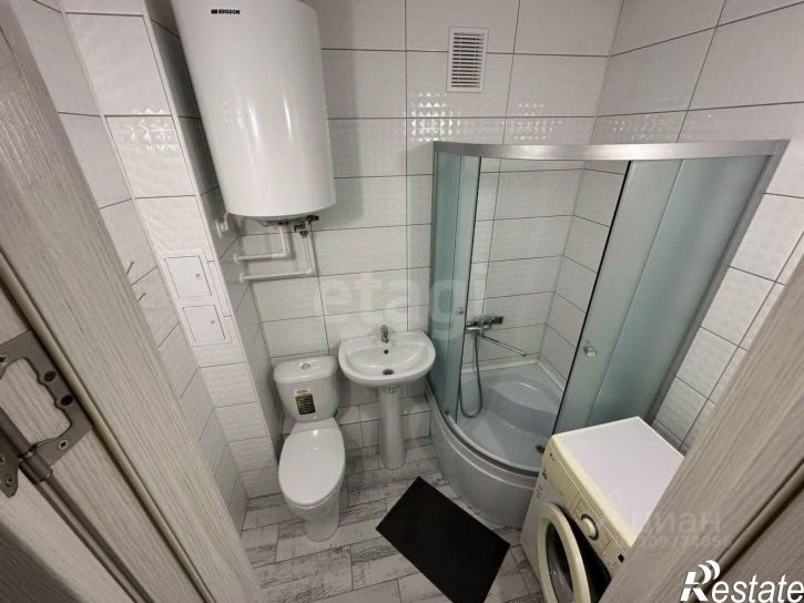 1-комн квартира проспект Героев Десантников, 2,  д. 2