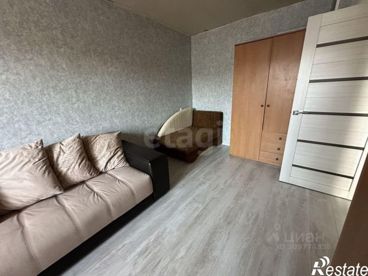 1-комн квартира проспект Героев Десантников, 2,  д. 2