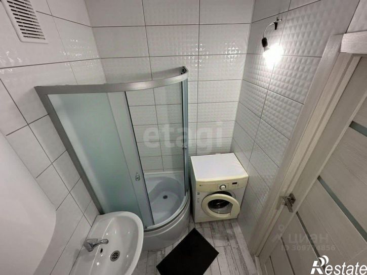 1-комн квартира проспект Героев Десантников, 2,  д. 2