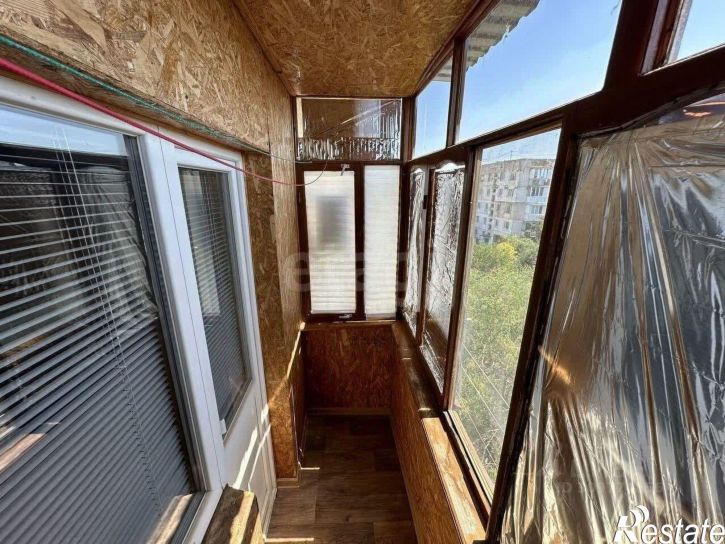 1-комн квартира проспект Героев Десантников, 2,  д. 2