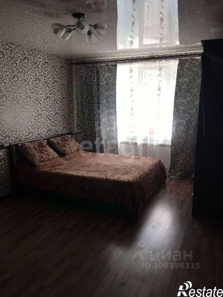 2-комн квартира Молодёжная улица, 3,  д. 3