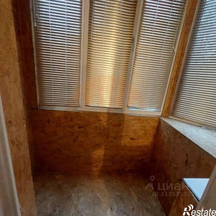 2-комн квартира пл Центральная им М.П.Ушакова, 5,  д. 5