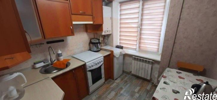 2-комн квартира Строительная улица, 14,  д. 14