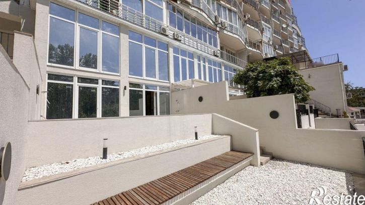 4-комн квартира Крутой переулок, 7,  д. 7