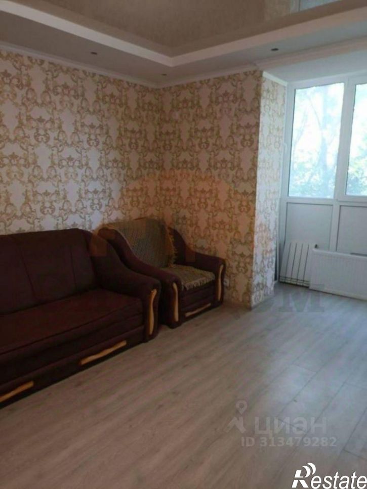 1-комн квартира пр-кт 60 лет СССР, 8,  д. 8