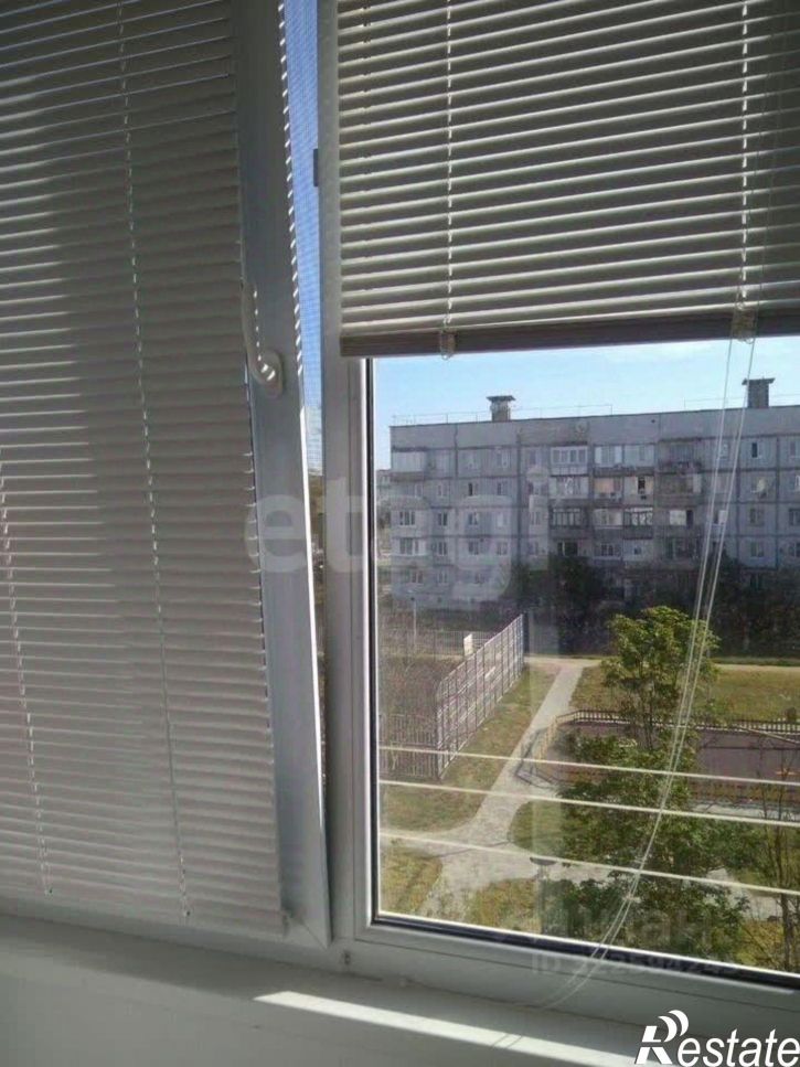 3-комн квартира проспект Героев Десантников, 2,  д. 2