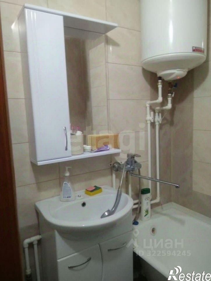 3-комн квартира проспект Героев Десантников, 2,  д. 2