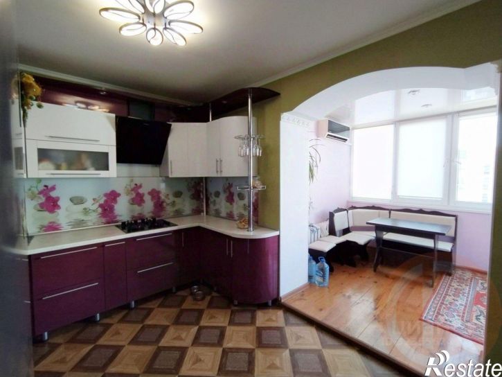 3-комн квартира ул им.9-го Мая, 126,  д. 126