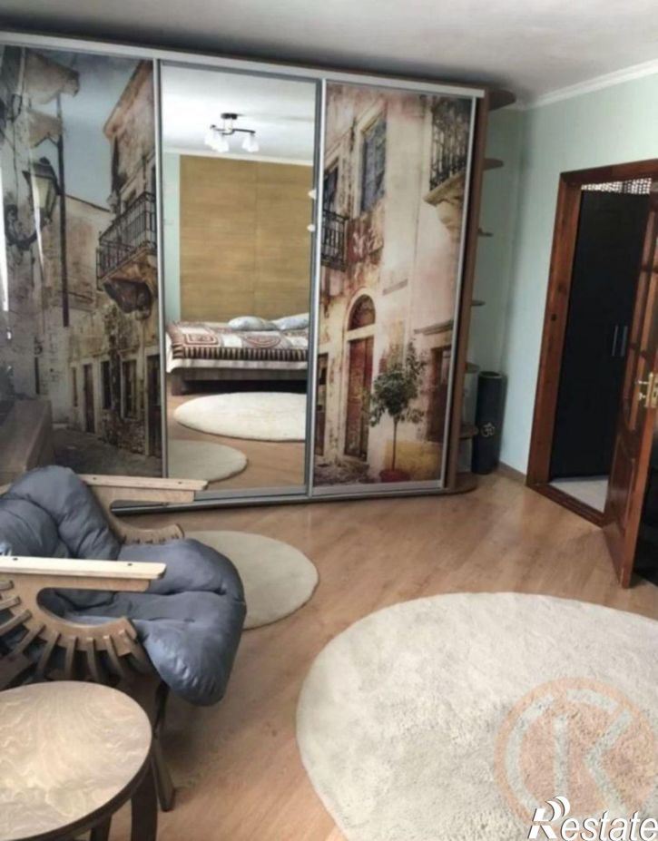 2-комн квартира улица Цурцумия, 12,  д. 12