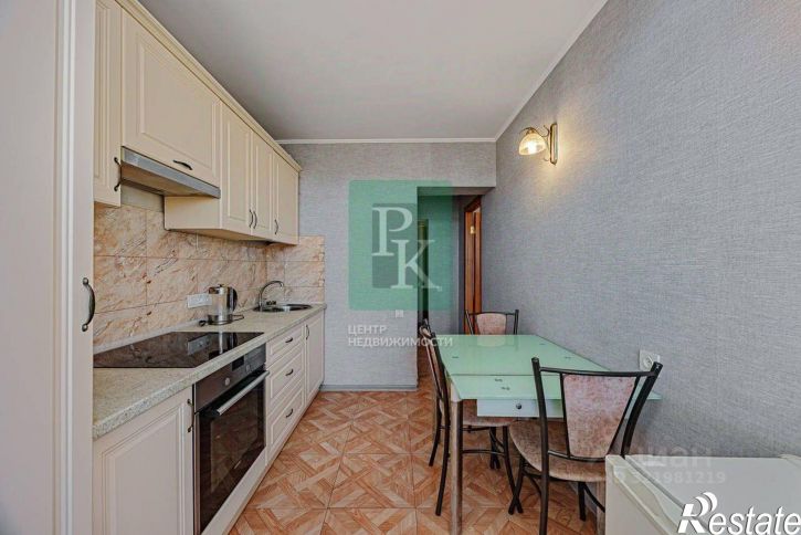 3-комн квартира улица Меньшикова, 88,  д. 88