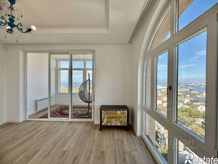 4-комн квартира 6-я Бастионная улица, 42,  д. 42