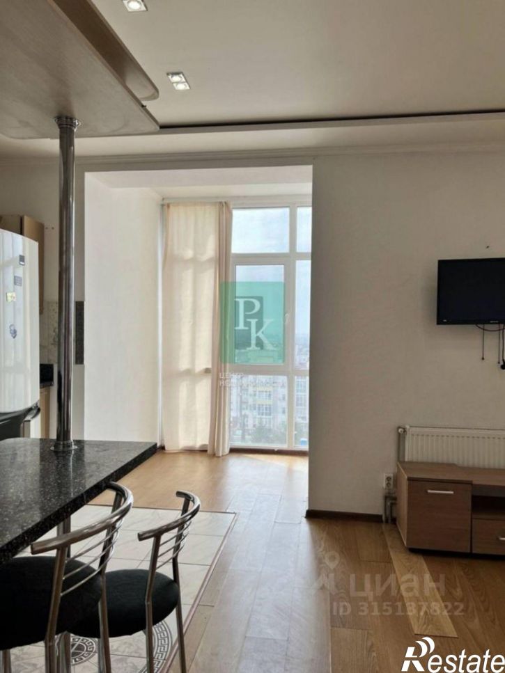 4-комн квартира улица Комбрига Потапова, 16,  д. 16