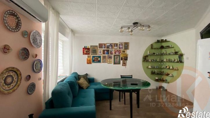 3-комн квартира улица Иванищева, 15,  д. 15