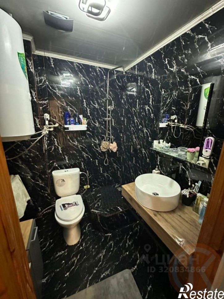 Помещение свободного назначения улица Октябрьской Революции, 17,  д. 17