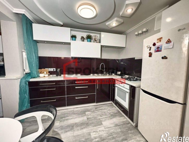 3-комн квартира ул Адмирала Юмашева, 12,  д. 12