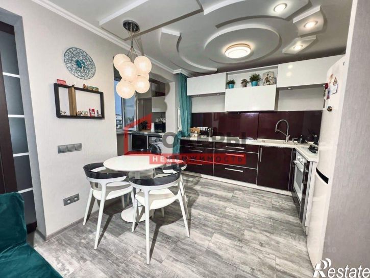 3-комн квартира ул Адмирала Юмашева, 12,  д. 12