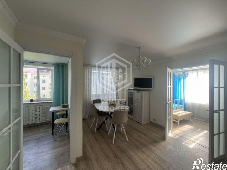 2-комн квартира ул Риекская, 8,  д. 8