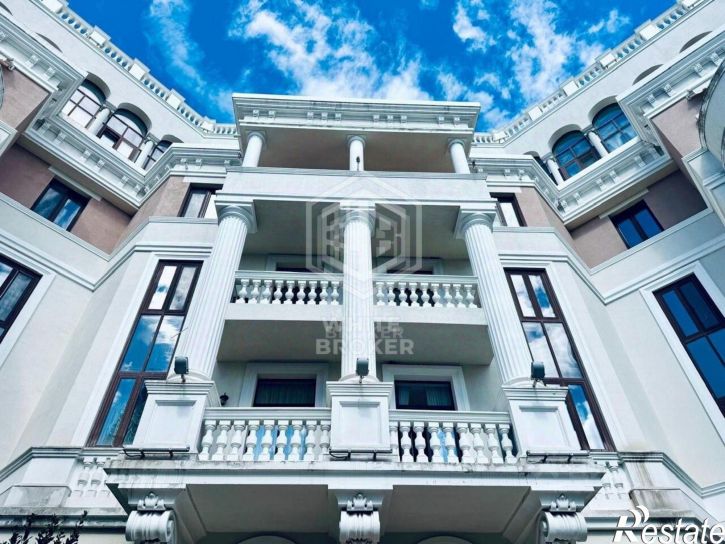 3-комн квартира ул Батурина, 42,  д. 42