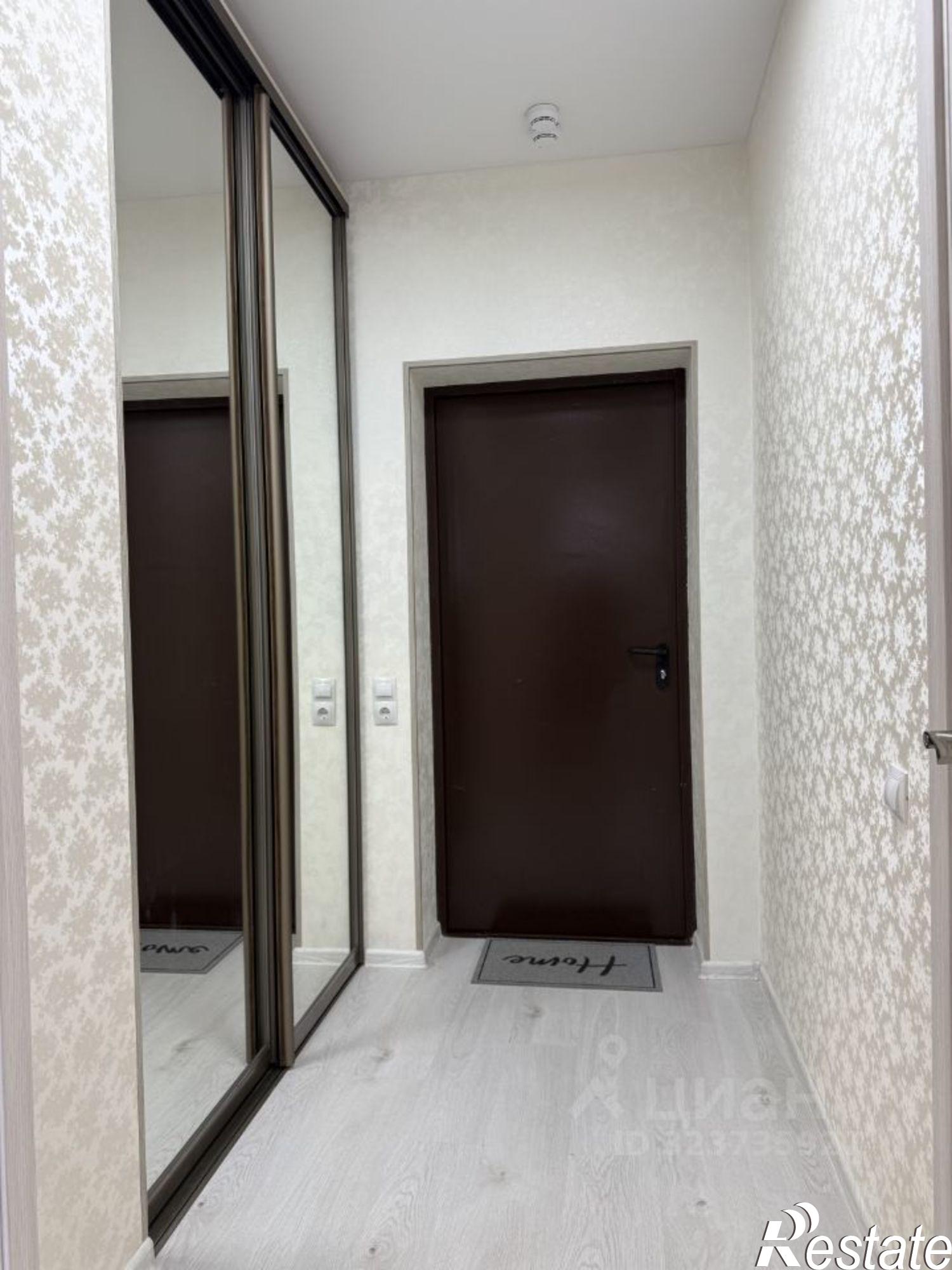 Сдать квартиру за 40 000 рублей на ул Крымской весны, 4 3