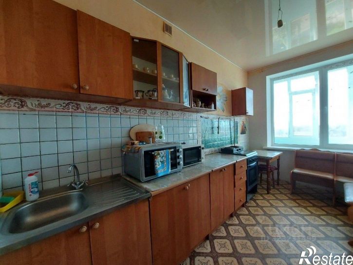 3-комн квартира ул Переверзева, 8,  д. 8