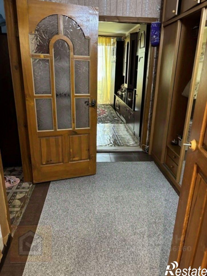 3-комн квартира улица Иванищева, 16,  д. 16