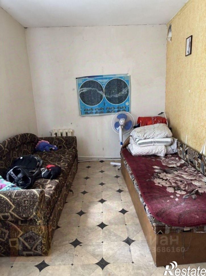 3-комн квартира улица Иванищева, 16,  д. 16