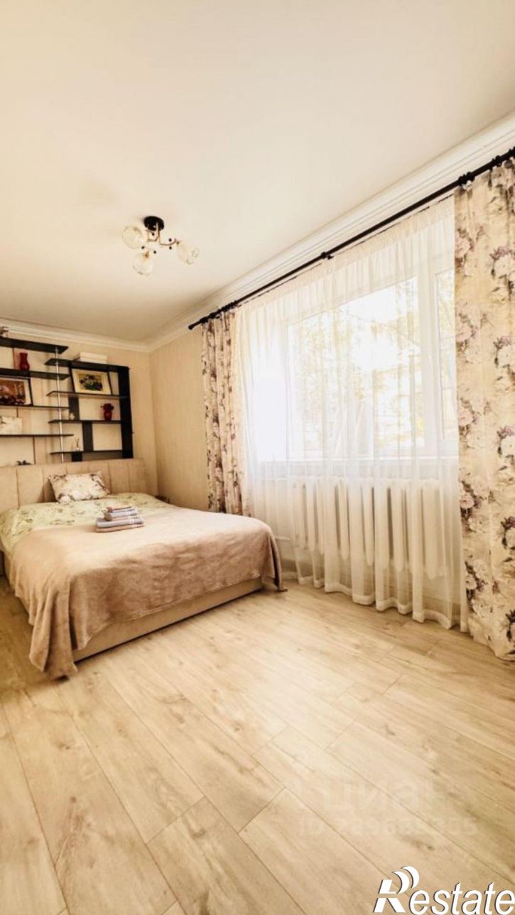 2-комн квартира улица Ленина, 10,  д. 10